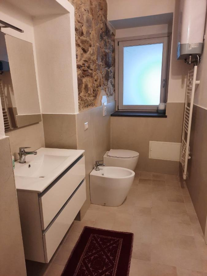 Appartamento Su Palazzina Storica In Centro A SantʼAntìoco Extérieur photo